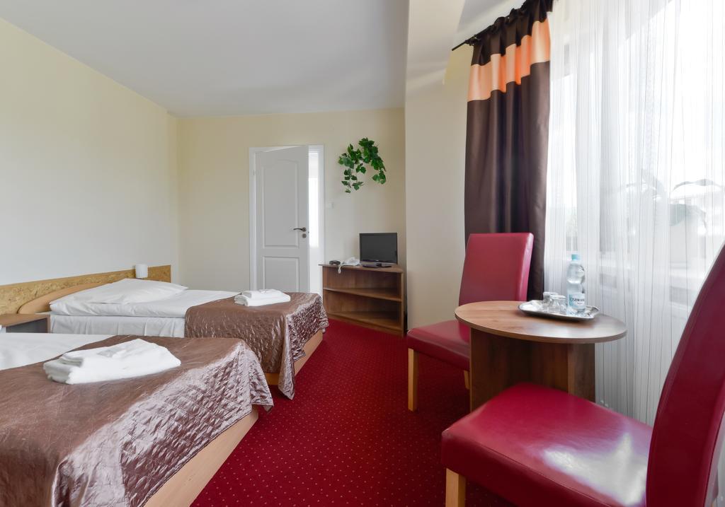 Harmonia Hotel Бяла Подласка Екстериор снимка