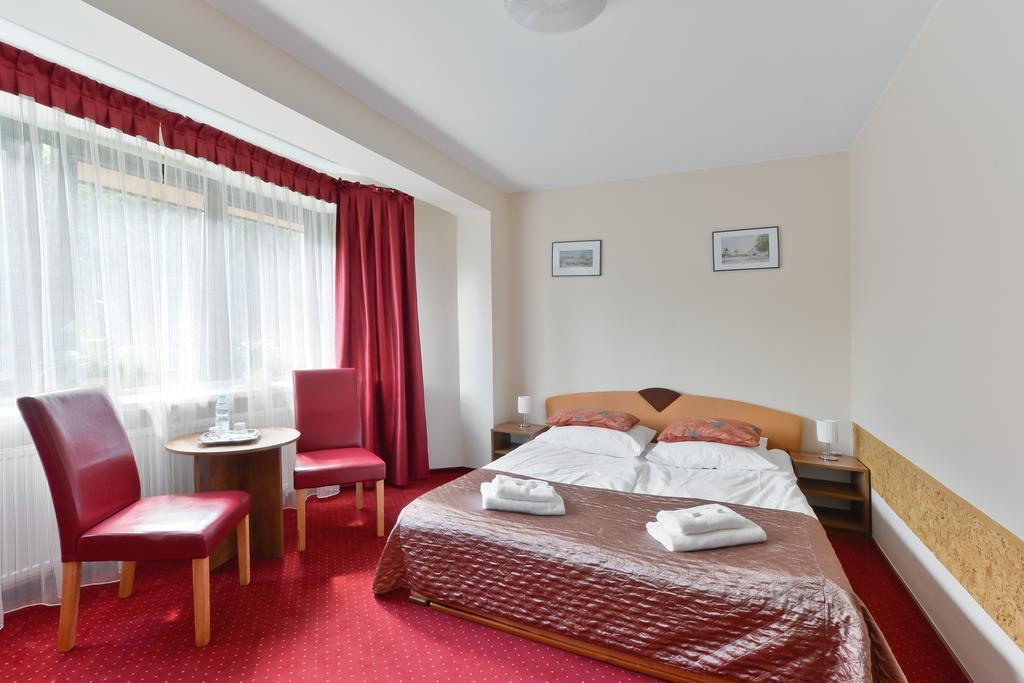 Harmonia Hotel Бяла Подласка Екстериор снимка
