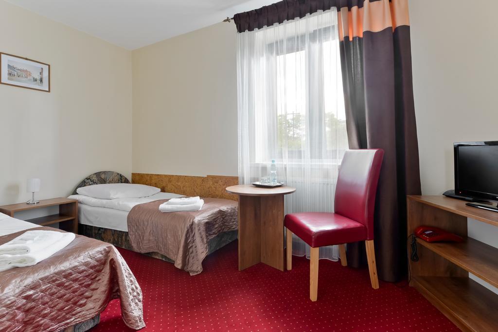 Harmonia Hotel Бяла Подласка Екстериор снимка